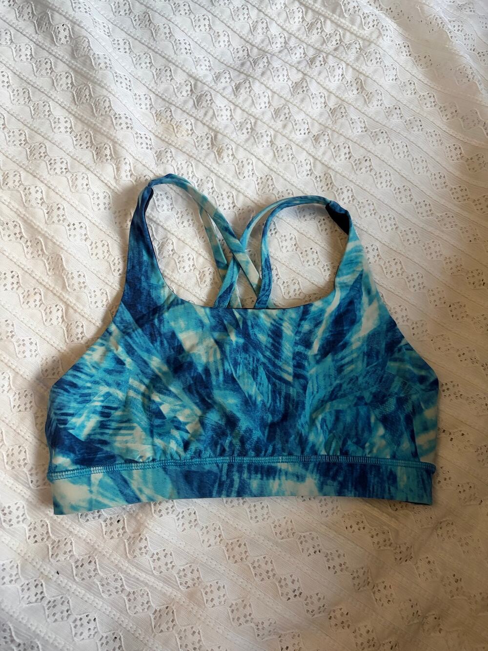 Lululemon Energy Bra Blue Abstract Print Strappy Back Sports Bra Women's 6